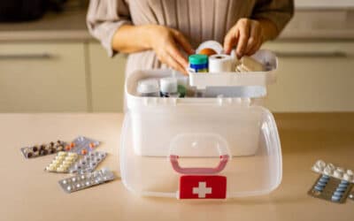 Les produits de parapharmacie à avoir dans votre trousse de soins