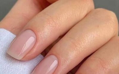 Ongles gel rose naturel : astuces pour un effet discret et durable
