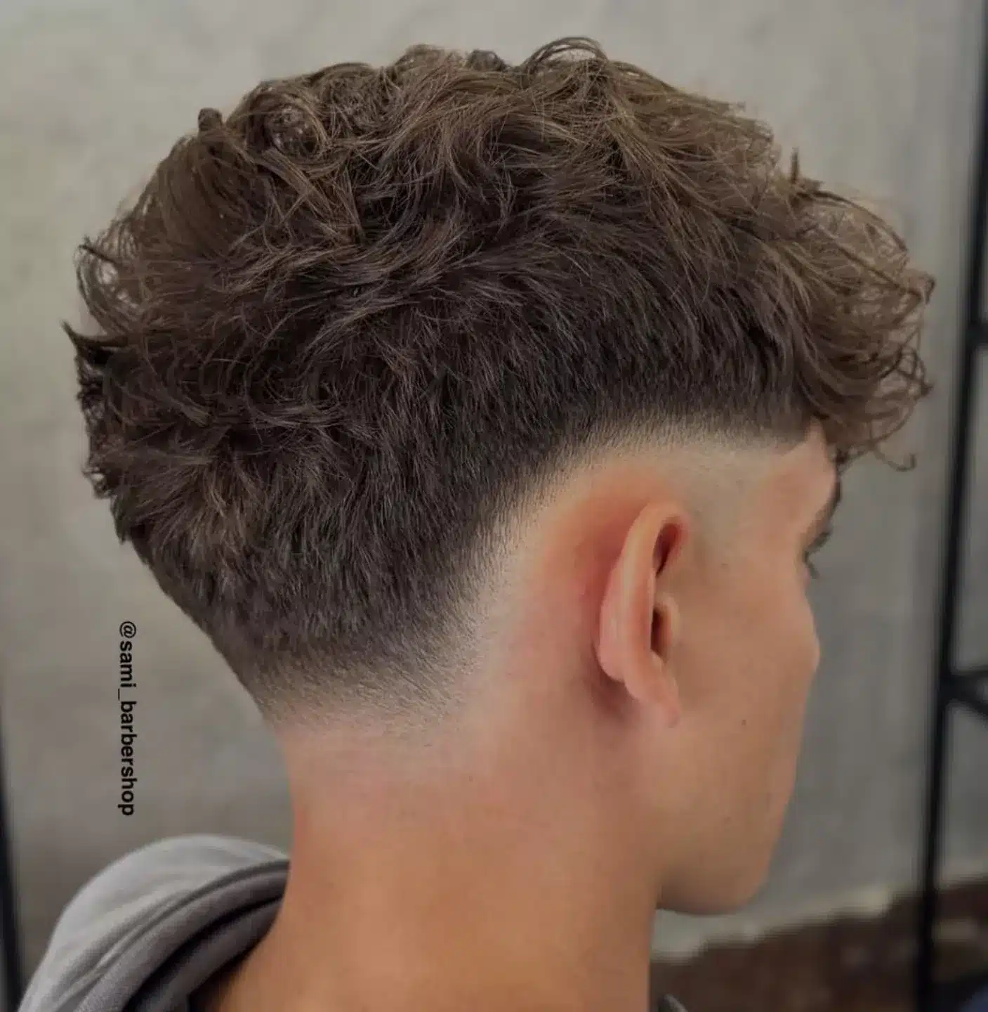 Style dégradé espagnol élégant